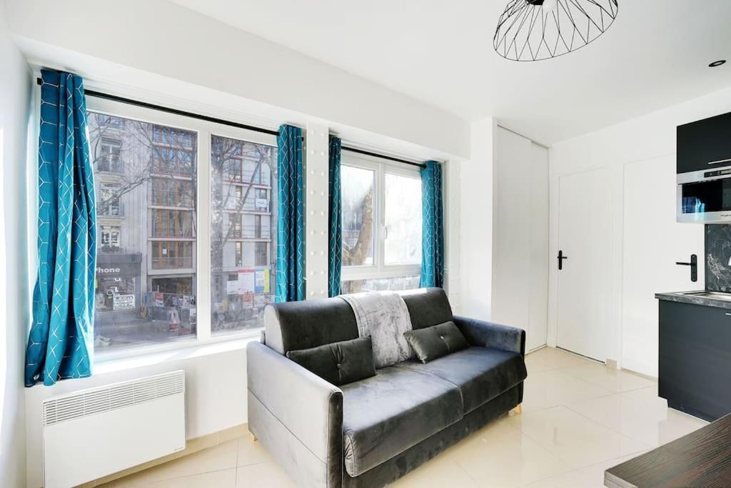 Magnifique 3 Pieces Paris 18Eme Apartment Luaran gambar